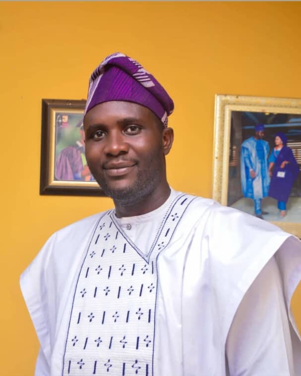 Mr Dahunsi Babatunde