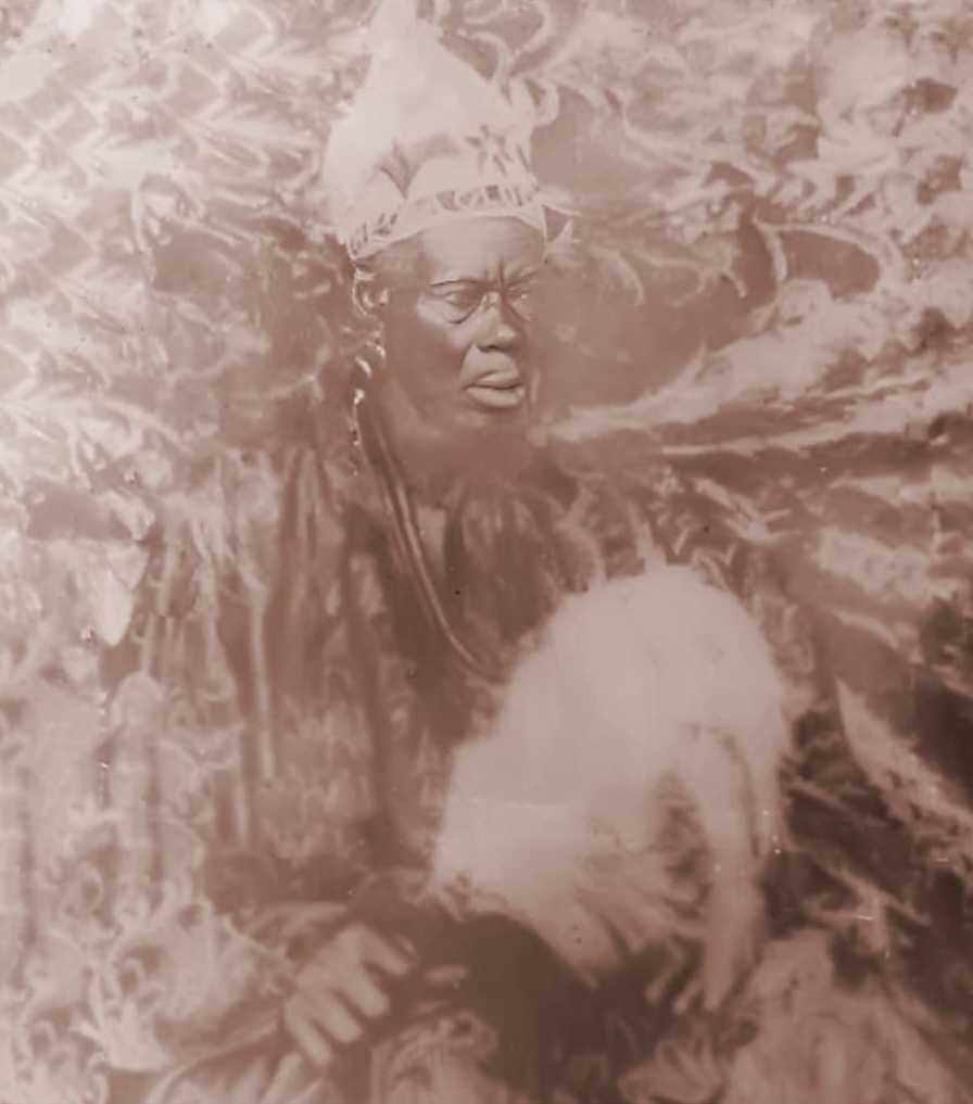 Oba Alayelua Ademeso